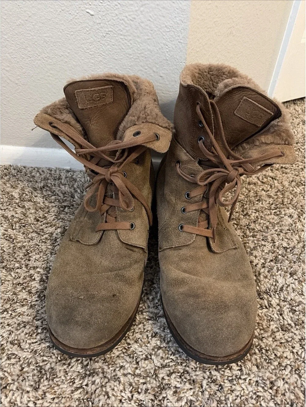 UGG MEN LEIGHTON Bomber Jacket Suede Shearling Lined Chestnut CHUKKA Boots US 13